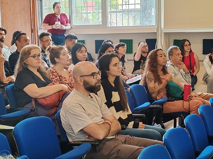 El primer día de actividades del foro congregó a estudiantes, docentes y expertos interesados en la primatología 