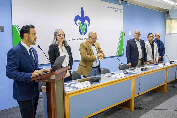 El Instituto de Investigaciones Biológicas (IIB) de la UV, ha centrado sus esfuerzos en una transformación profunda, orientada a la mejora colectiva, afirmó su director, Eduardo Morteo Ortiz.      