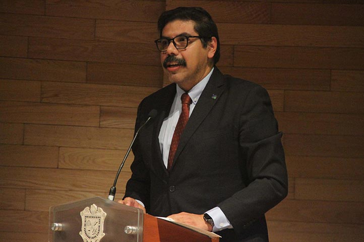 Arturo Aguilar reconoció al SEA por su aporte a la vida educativa y social del estado de Veracruz 