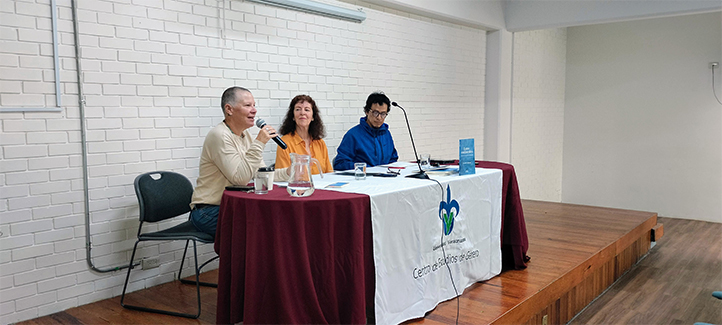 Emma Bailey, Irmgard Rehaag y Alfonso Colorado en la presentación del libro 
