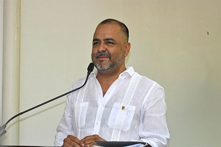 El vicerrector Jorge Genaro Vicente Martínez agradeció al Rector por su visión de apoyar al alumnado 