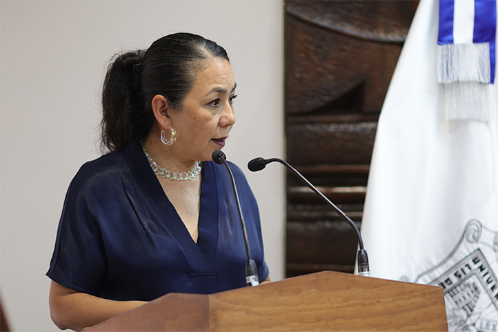 La secretaria de Desarrollo Institucional, Jaqueline Jongitud Zamora afirmó que UV reafirma su liderazgo nacional en calidad educativa con la recertificación y nueva certificación 