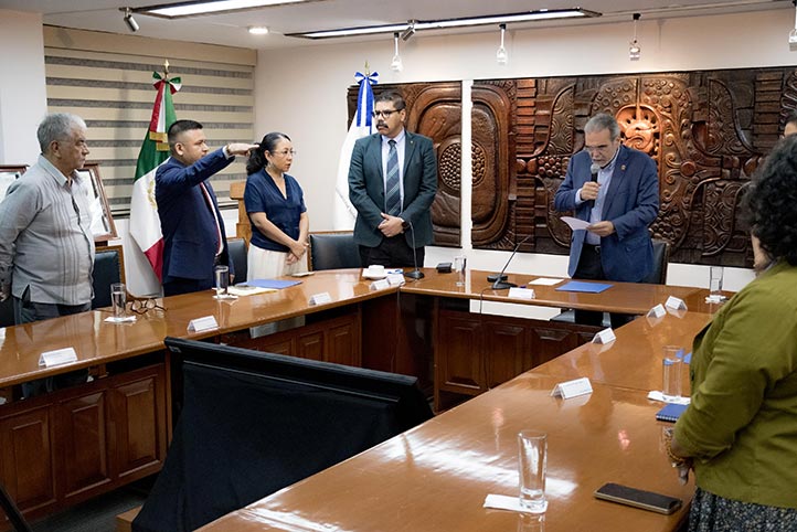 José Luis Sánchez Leyva rindió protesta como director general de Desarrollo Académico e Innovación Educativa 