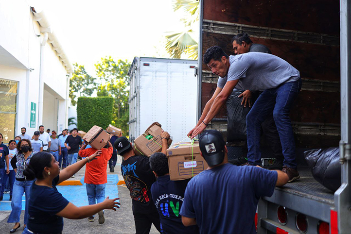 Camiones con más de 35 toneladas de ayuda arribaron a la USBI Poza Rica-Tuxpan  