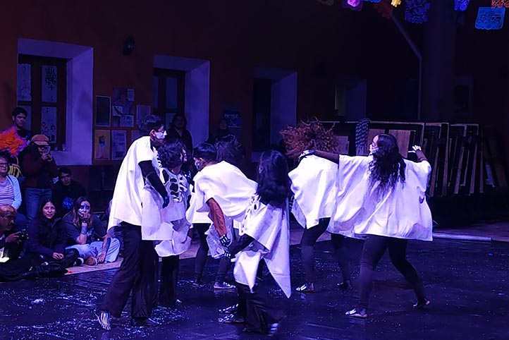 Los jóvenes dieron muestra de sus habilidades escénicas  