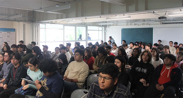 Habló del caos cuántico y los estudios que actualmente desarrolla junto con un equipo de especialistas 