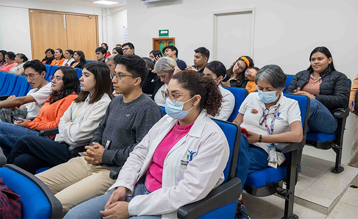 La Clínica Universitaria de Salud Reproductiva y Sexual se sumó al Día Internacional de la Eliminación de la Violencia contra la Mujer 