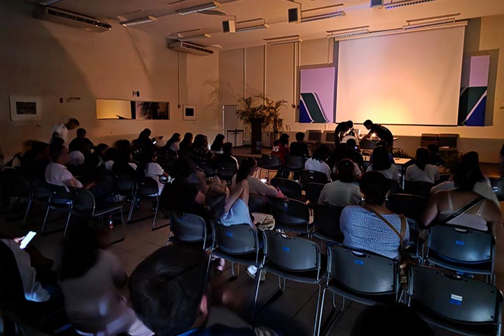 Como parte del ciclo de conferencias se habló, entre otros temas, de la cartografía estelar y sus avances 