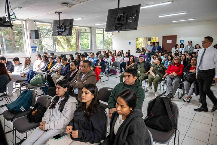 Docentes y estudiantes se sumaron a la celebración 