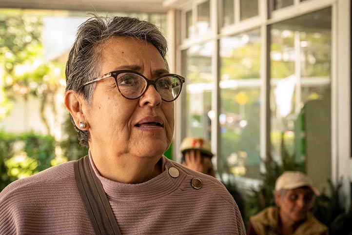Rosario Pineda, académica de Ecodiálogo, fue quien llevó la propuesta a las mujeres de El Conejo