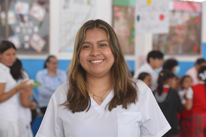 Naomi Natalie Castillo, estudiante de quinto semestre, destacó la participación e involucramiento de los infantes en las actividades 