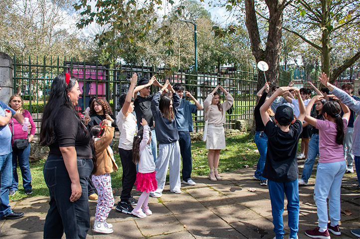 Al término, público de todas las edades participó en actividades al aire libre que reafirmaron la importancia y funciones del cerebro  
