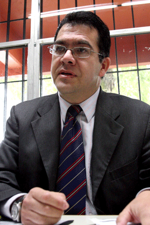 Guillermo Fox Rivera, director de la Facultad de Ingeniería Civil habló sobre la reciente acreditación otorgada por el CASEI