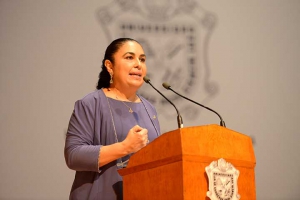 "Para encarar esta tribulación hay liderazgo. No me tiembla la mano ni se me quiebra la voz"