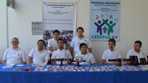Estudiantes participaron en la expo-venta de bisutería