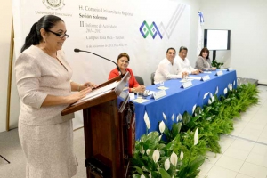 "La Universidad es la que más aporta al desarrollo de Veracruz”: Sara Ladrón de Guevara
