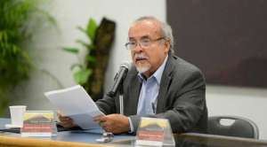 Antonio García de León