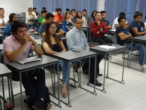 Alumnos y académicos participaron en la evaluación