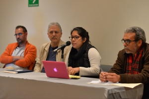 Katya Esteva Cruz en la presentación de su tesis