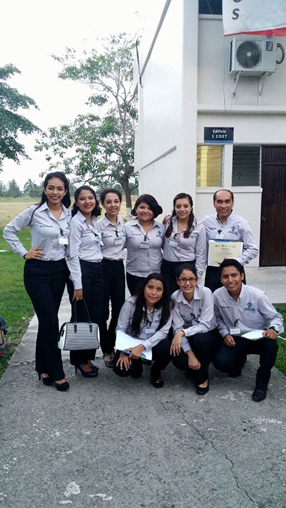 Alumnos de la FCA-Coatzacoalcos