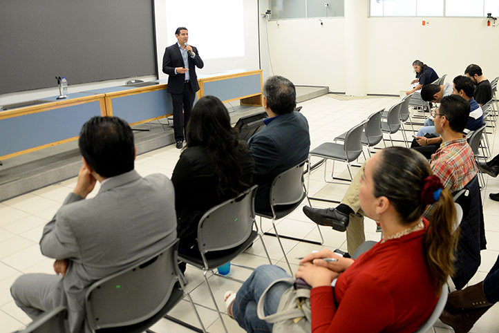 Sergio Gabriel Aguilar Valtierra ofreció una ponencia en la USBI