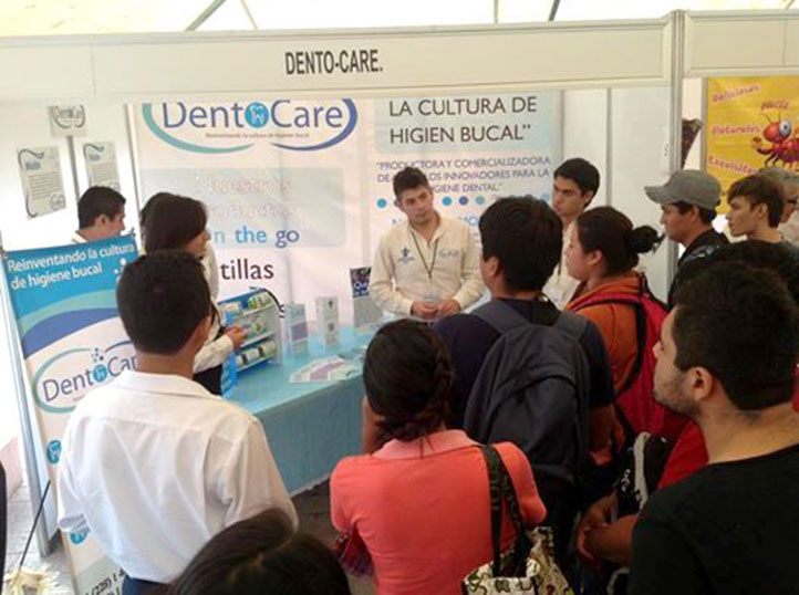 Stand en el concurso regional de ANFECA, realizado en Ciudad del Carmen