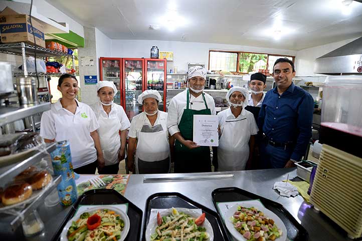 La cafetería de la UCS obtuvo un distintivo de la Secretaría de Salud
