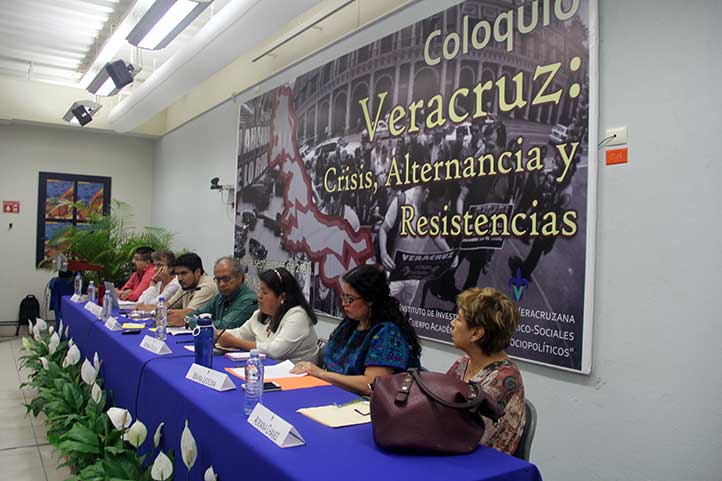 Panelistas de la mesa “Resistencias sociales”