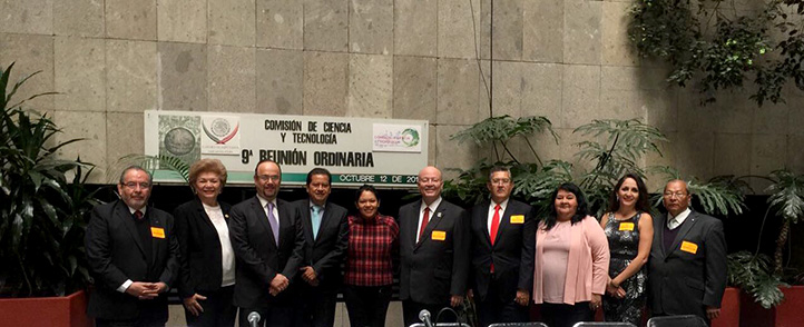 Clementina Guerrero García participó en una reunión con legisladores y representantes de la ANUIES