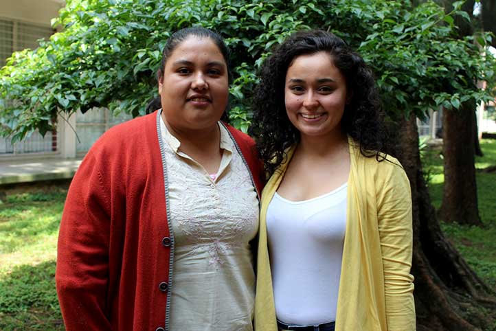 Sarahí Castillo y Mariana Santos