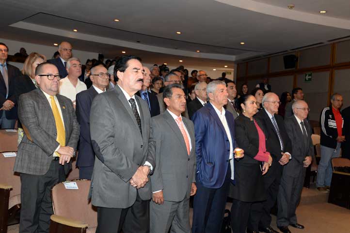 Se guardó un minuto de silencio en honor a estudiantes fallecidos desde 2012 en el país