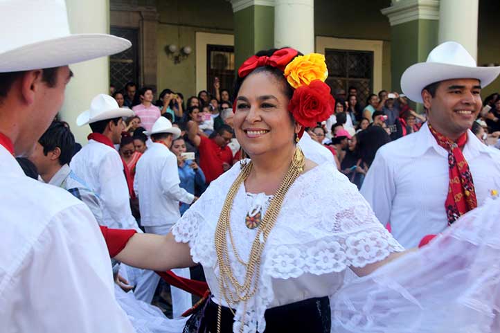 La Rectora se sumó al festejo