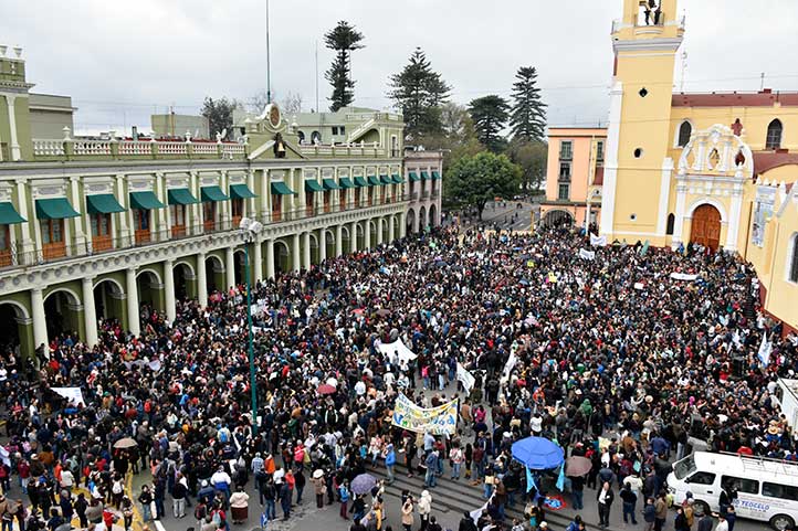 Los días 25 y 26, universitarios de las cinco regiones marcharon para defender a la institución