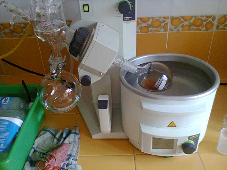 La sustancia se analizó en el Laboratorio de Química de Productos Naturales