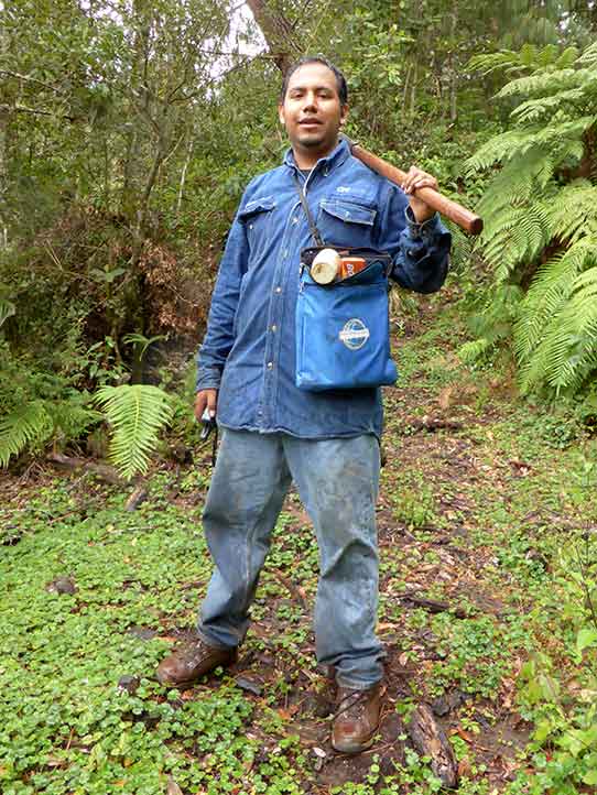 Jorge Gómez estudió su doctorado en la Universidad de Göttingen, Alemania