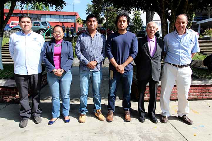 Lino Marcos y Benjamín Sánchez con académicos y directivos de Ciencias Químicas e Ingeniería Civil