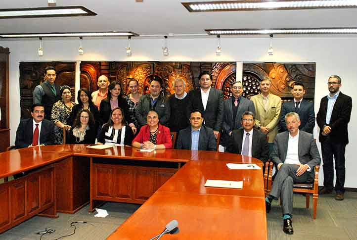 Equipo de trabajo que elaboró la plataforma