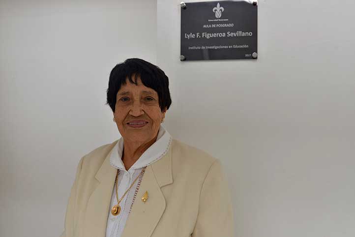 La académica llegó a México hace cuatro décadas