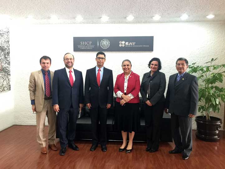 Lizandro Núñez, Jaime Valls, Osvaldo Santín, Sara Ladrón de Guevara, Alicia Eguía y Gerardo García