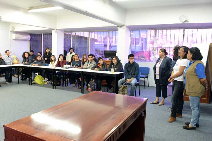 Personal del centro ofreció un taller sobre educación sexual y pruebas rápidas de VIH