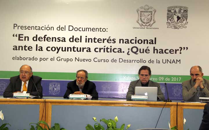 Integrantes del Grupo Nuevo Curso de Desarrollo de la UNAM