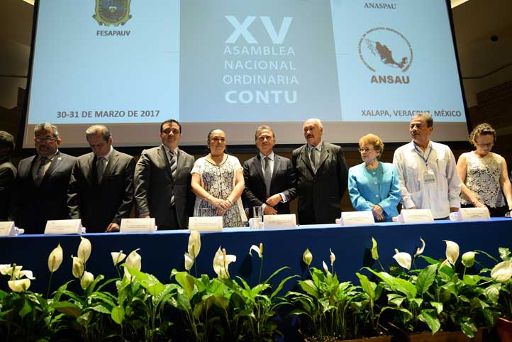 Autoridades universitarias y de gobierno inauguraron la XV Asamblea Nacional Ordinaria de la Contu