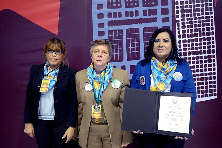 Marcela Zurita, Rosalía Castro y Basilia Bonastre, del Colectivo Solecito