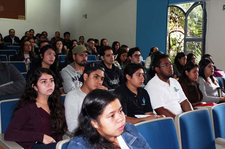Los estudiantes participaron en la organización del foro