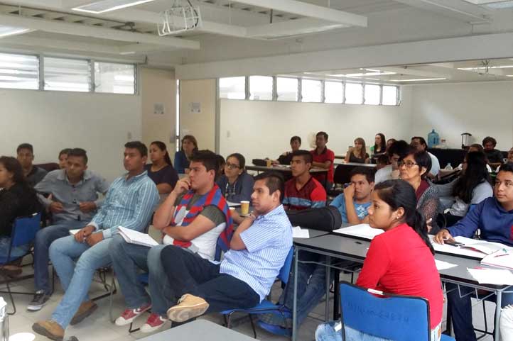 El IIE impartió taller a jóvenes de Tlacotalpan, Cotaxtla y Cardel