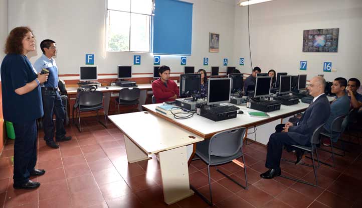 Se impartieron los cursos “Desarrollo web con HTML 5.0” y “Ruby y otras gemas”