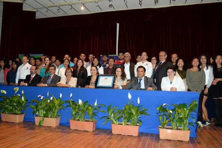 Alumnos, académicos y funcionarios celebraron el reconocimiento