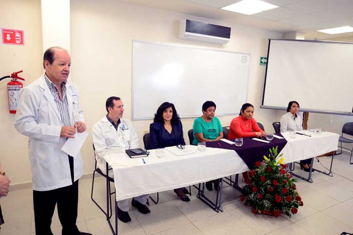 El director, Alejandro Escobar Mesa, inauguró el curso