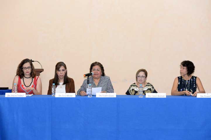 Virginie Thiébaut, Silvia Méndez, Filiberta Gómez, Carmen Blázquez y Yovana Celaya
