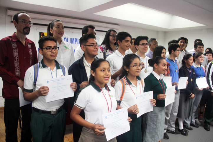 Jóvenes premiados en la XXXI Olimpiada de Matemáticas